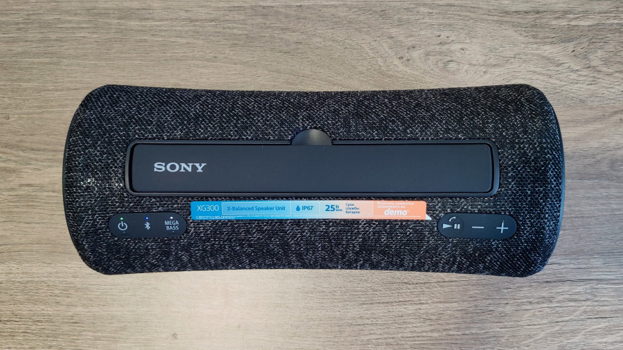 Огляд колонки Sony SRS-XG300