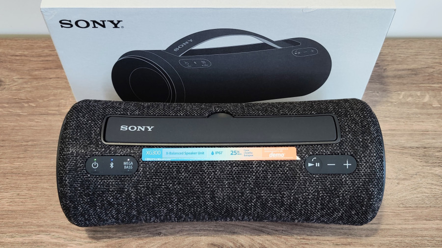 Огляд колонки Sony SRS-XG300