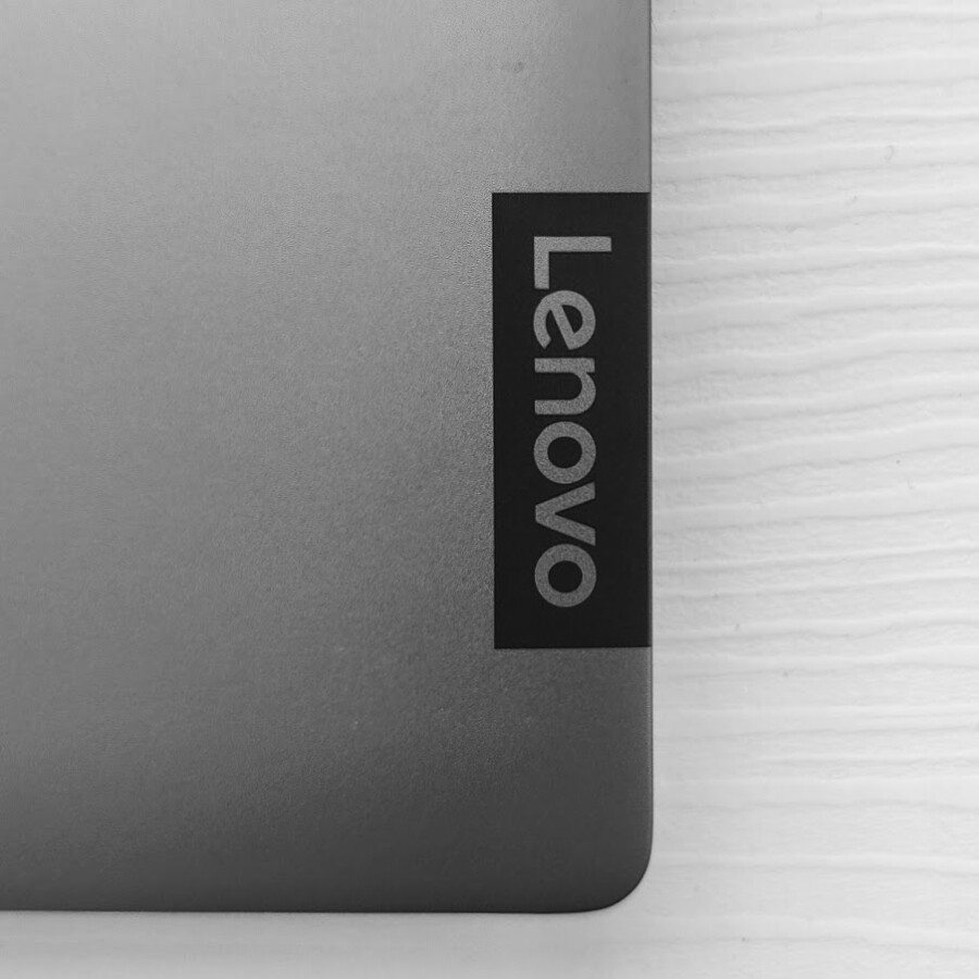 Огляд Lenovo IdeaPad S540-14API (фото itsider.com.ua)