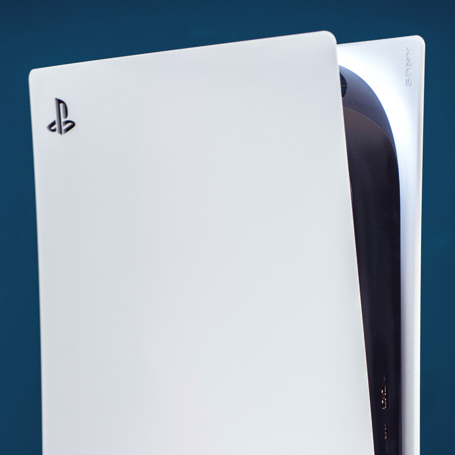 Огляд PlayStation 5 (фото itsider.com.ua)