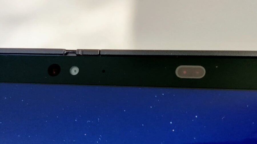 Огляд Lenovo ThinkPad X1 Titanium YOGA (фото itsider.com.ua)