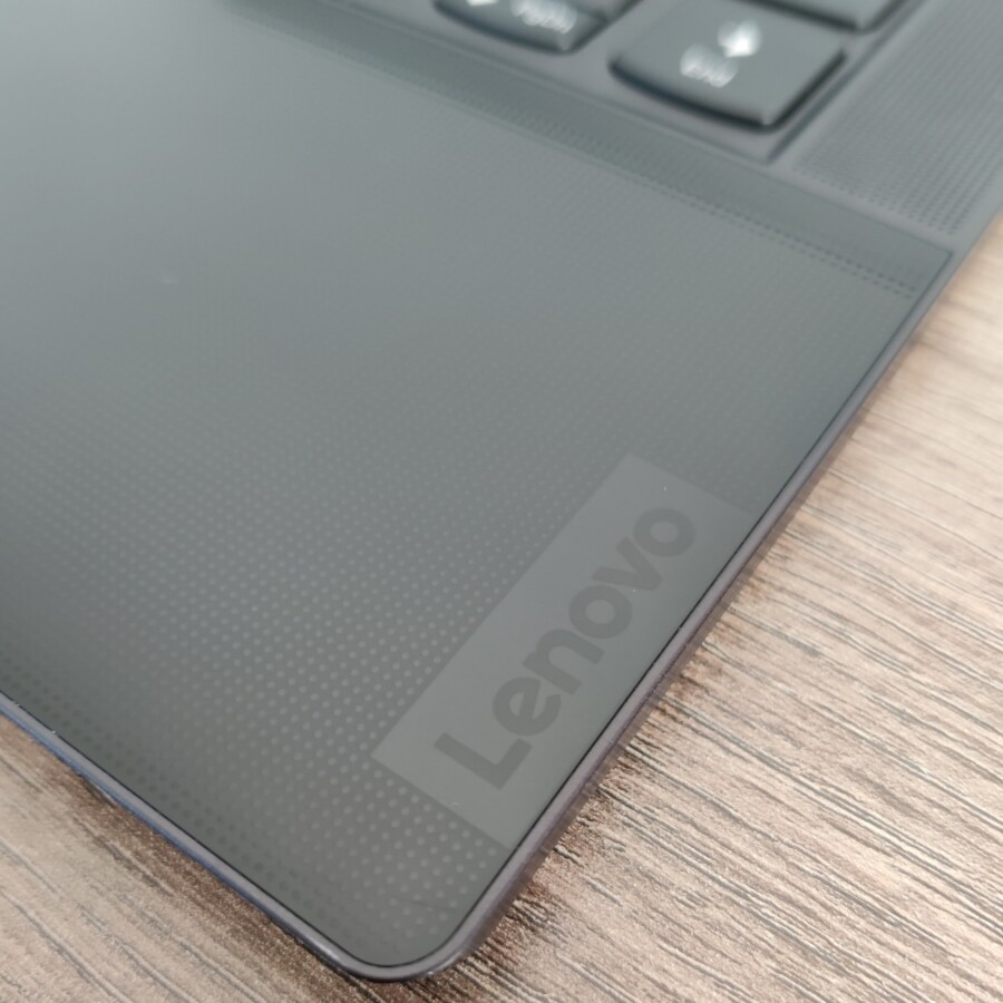 Огляд Lenovo Yoga Slim 9i (фото itsider.com.ua)